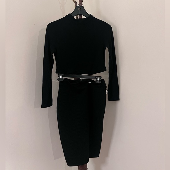 2 pieces top & skirt set - Picture 3 of 3